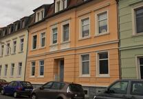 Schöne 2-Raum-Wohnung im EG mit Balkon, wird neu saniert !