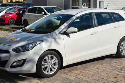 Hyundai i30 308.600 km 2.990 &euro; Chemnitz 09120