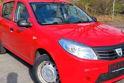 Dacia Sandero 111.441 km 2.200 &euro; Güstrow 18273