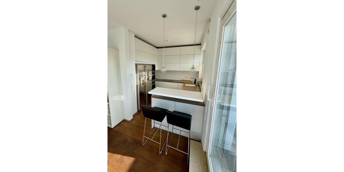 Dachterrassenwohnung mit erstklassiger Ausstattung am Udldinger Hang 3 zimmer