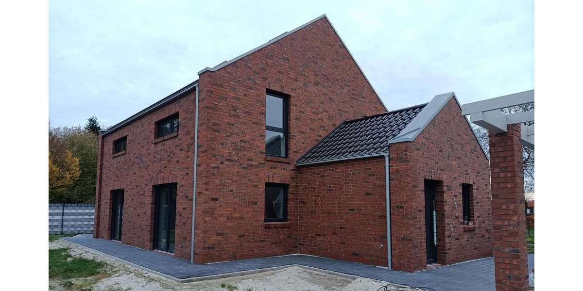 Haus zum Mieten in Barßel 1.480 € 158.69 m² 5 zimmer