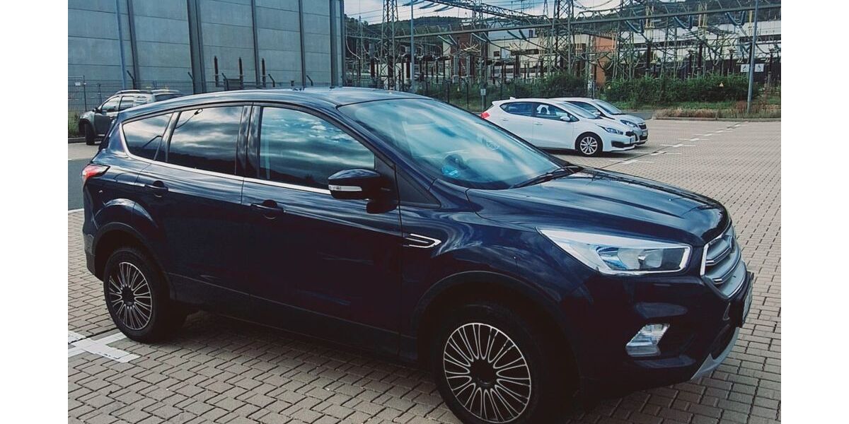 Ford Kuga 175.000 km 9.900 &euro; Siegen 57080