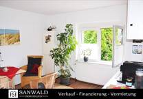 2,5 Zimmer mit eigenem Garten und KFZ-Stellplatz