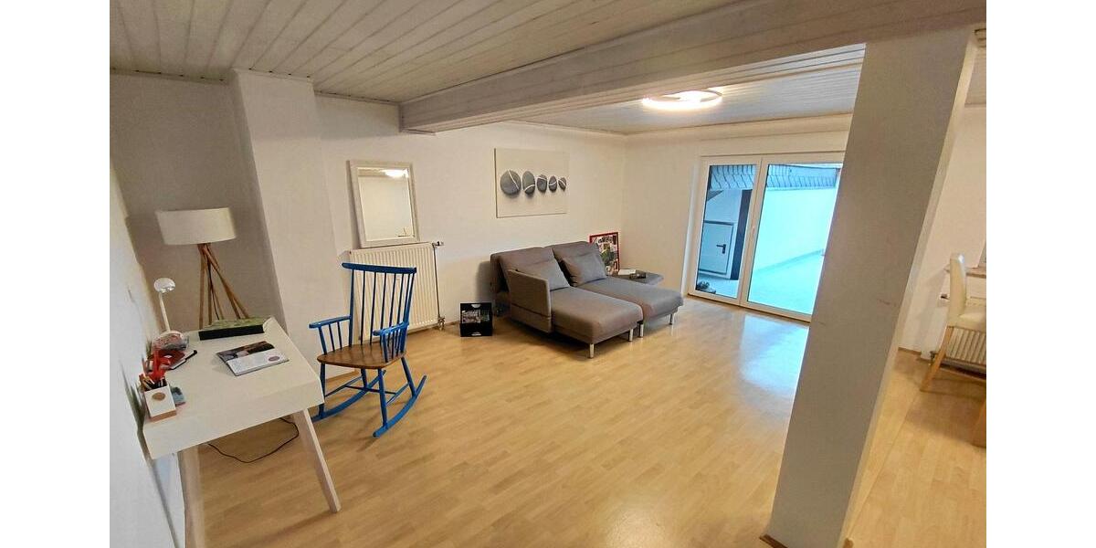 Einfamilienhaus Naumburg - 7.5 Zimmer, 200 m&sup2;, 372.000&euro; | Angebot:26926482