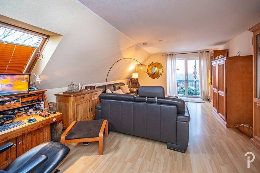 Ruhige 3-Zimmer-Dachgeschoßwohnung in attraktiver Wohnlage mit Blick ins Grüne