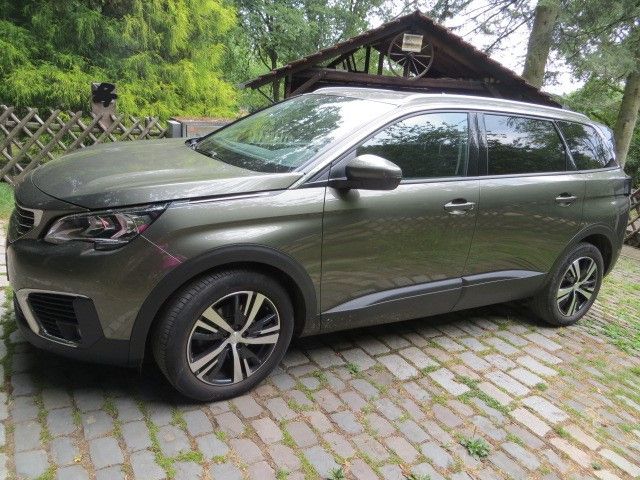 Peugeot 5008 36.900 km 15.900 &euro; Solingen 42653