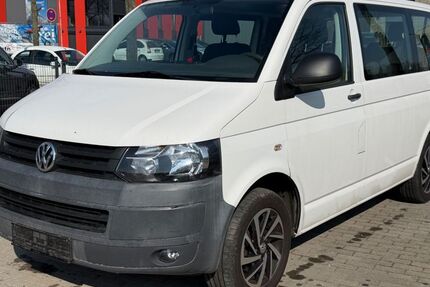 VW T5 Caravelle 270.000 km 7.990 &euro; Schleswig 24837
