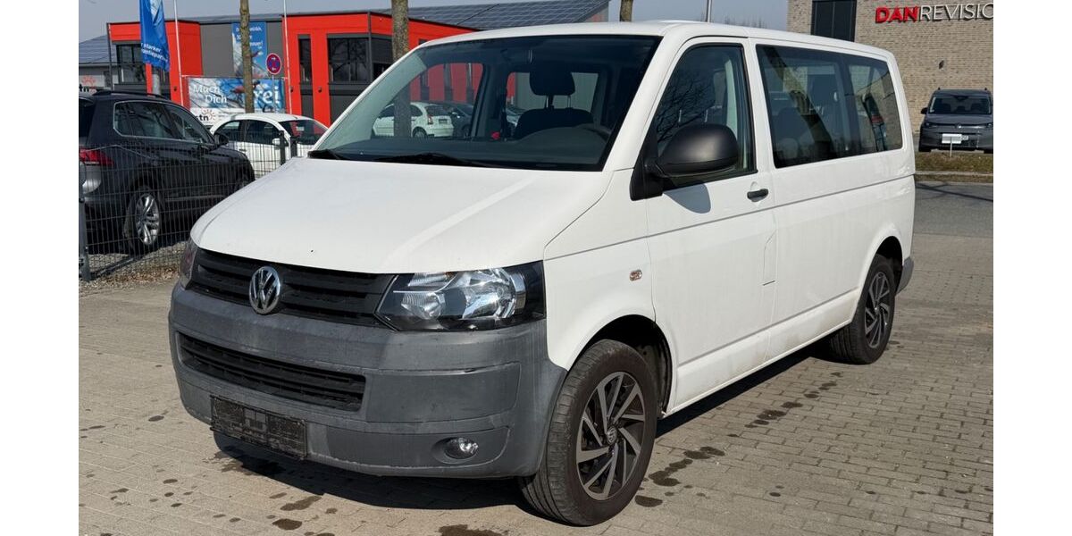 VW T5 Caravelle 270.000 km 7.990 &euro; Schleswig 24837
