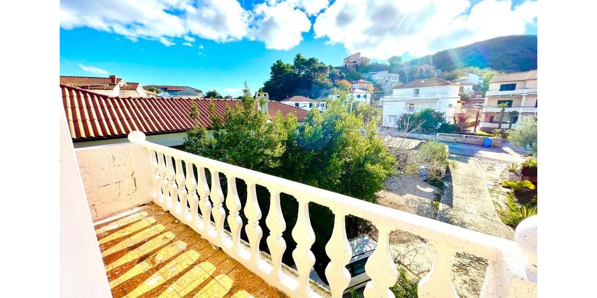 Villa Ainring - 12 Zimmer, 420 m&sup2;, 1.300.000&euro; | Angebot:26485539