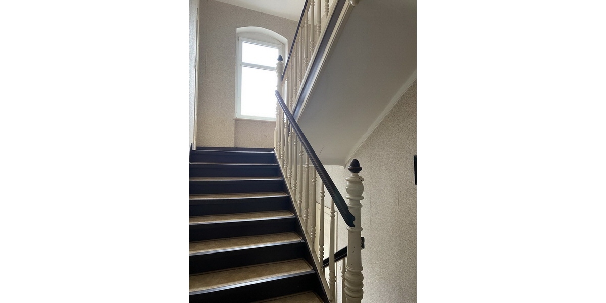 Solides Mehrfamilienhaus steht zum Verkauf - Mehrfamilienhaus, Wohnhaus Gotha Steinstraße | Angebot:10572906