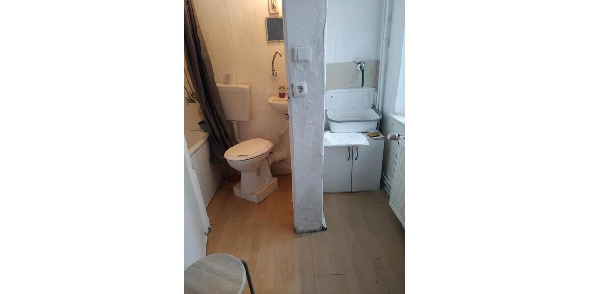 Etagenwohnung Bochum Bochum-Mitte - 1 Zimmer, 17 m&sup2;, 250&euro; | Angebot:26035732