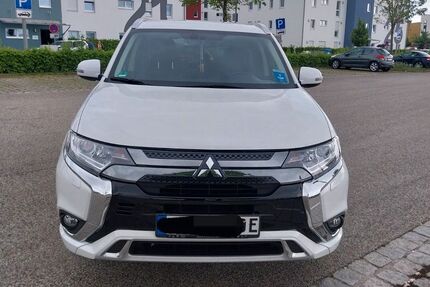 Mitsubishi Plug-in Hybrid Outlander 72.000 km 22.900 &euro; Mühldorf 84453
