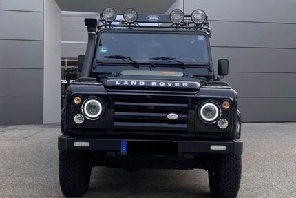 Land Rover Defender 98.291 km 44.900 &euro; München 80797