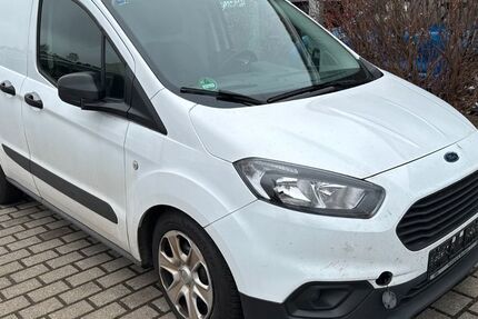 Ford Tourneo Courier 54.000 km 4.999 &euro; Kassel 34123