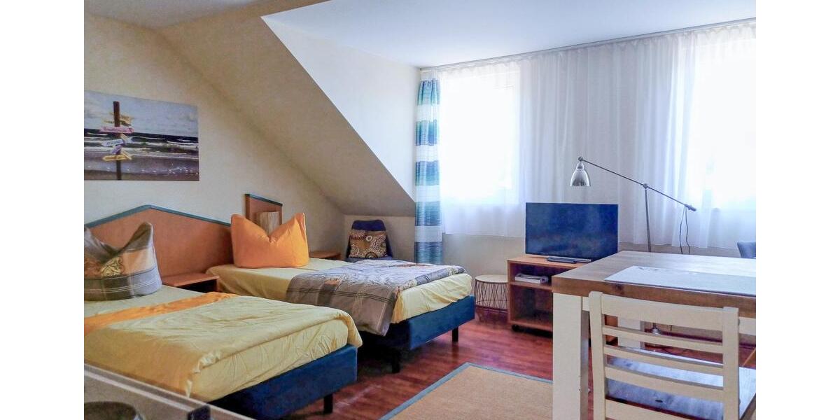 Dachgeschoßwohnung Dranske - 1 Zimmer, 26 m&sup2;, 315&euro; | Angebot:25416587