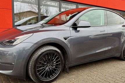 Tesla Model Y 118.000 km 30.580 &euro; Bad Aibling 83043