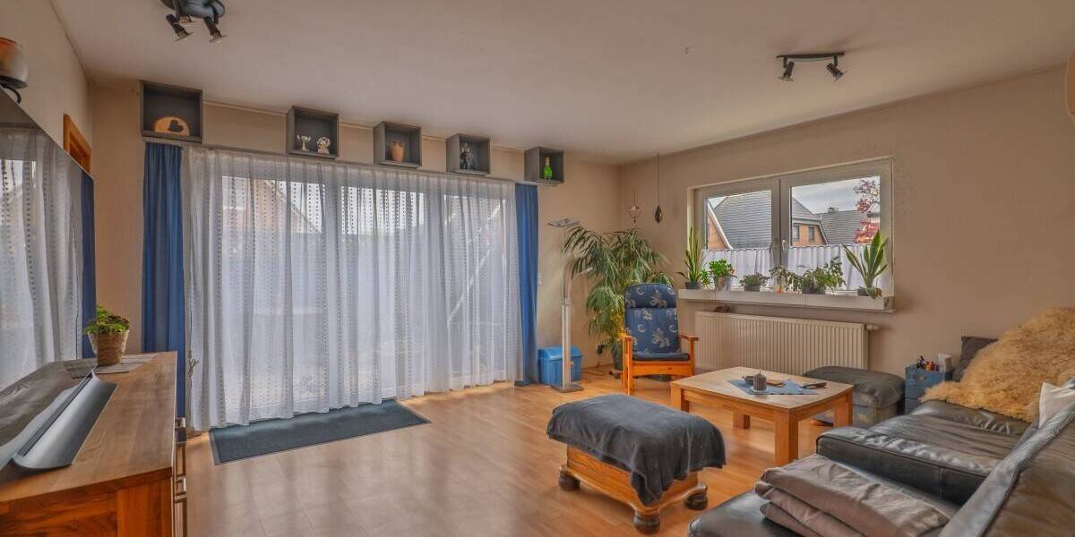 Einfamilienhaus Klein Offenseth-Sparrieshoop Sparrieshoop - 7 Zimmer, 152 m&sup2;, 489.000&euro; | Angebot:26686992