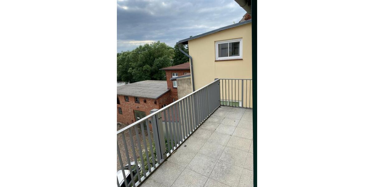 Dachgeschoßwohnung Grabow - 2 Zimmer, 55 m&sup2;, 400&euro; | Angebot:25181625