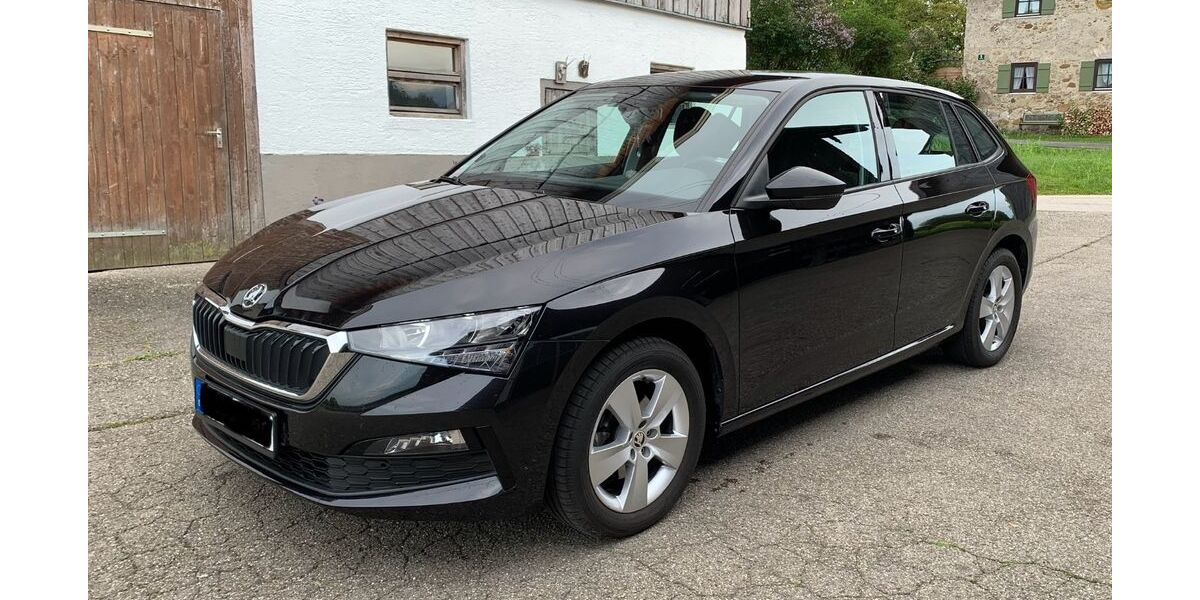 Skoda Scala 35.000 km 17.800 &euro; Petting 83367
