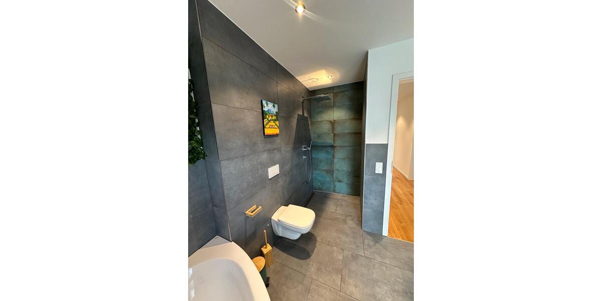 Etagenwohnung Hasel - 3 Zimmer, 106 m&sup2;, 1.850&euro; | Angebot:26336060