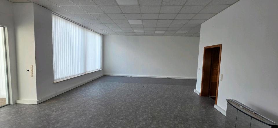 Gewerbeobjekt Königsbrunn - 2.500&euro; | Angebot:26530229