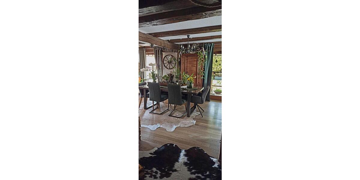 Dachgeschoßwohnung Wutöschingen - 3 Zimmer, 108 m&sup2;, 305.500&euro; | Angebot:26700320