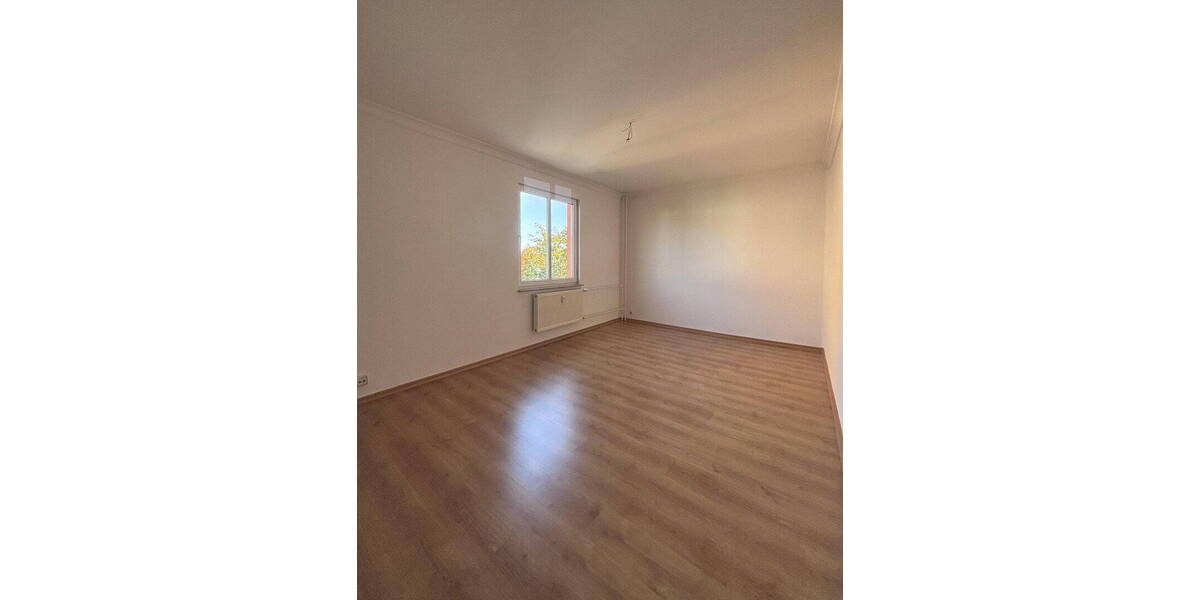 Etagenwohnung Hoyerswerda - 3 Zimmer, 109 m&sup2;, 153.000&euro; | Angebot:26015854