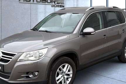 VW Tiguan 138.246 km 9.999 &euro; Düren 52351