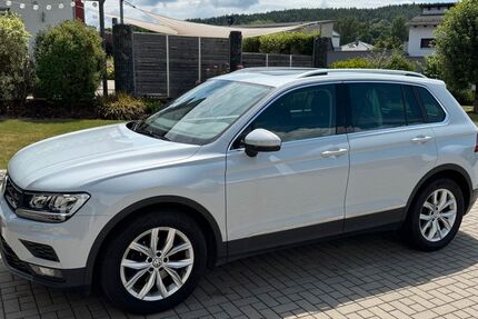 VW Tiguan 157.000 km 13.990 &euro; Auerbach 91275