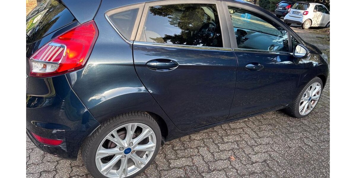 Ford Fiesta 255.000 km 5.800 &euro; Frechen 50226