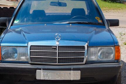 Mercedes-Benz 190 140.000 km 3.500 &euro; Althengstett 75382