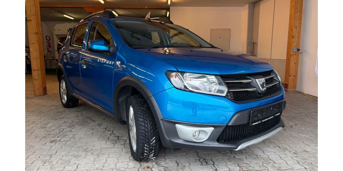 Dacia Sandero 99.700 km 7.999 &euro; Liebenau 31618