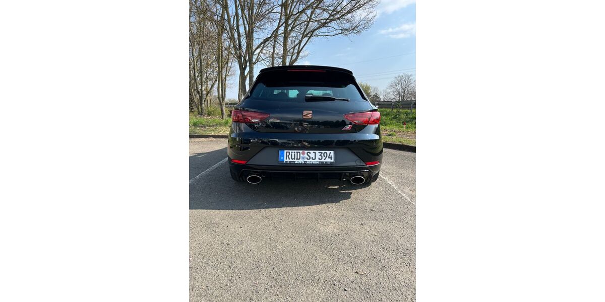 Seat Leon 46.600 km 25.900 &euro; Wiesbaden 65199