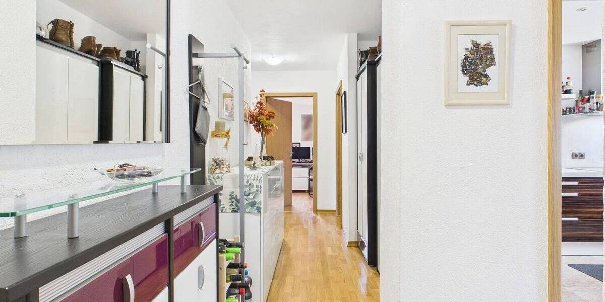 Etagenwohnung Landshut Industriegebiet - 3 Zimmer, 73 m&sup2;, 298.000&euro; | Angebot:23775306