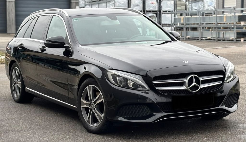 Mercedes-Benz C 220 133.500 km 18.800 &euro; Hausen 93345