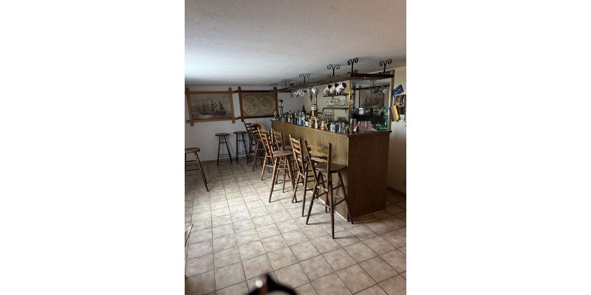 Alles was das Herz begehrt - Freistehendes Ein- Zweifamiliendomizil mit paradiesischem Garten 9 zimmer