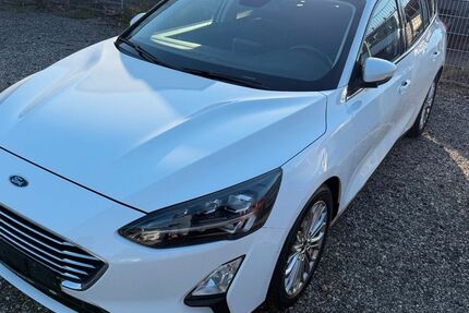 Ford Focus 153.214 km 8.900 &euro; Bodenkirchen 84155