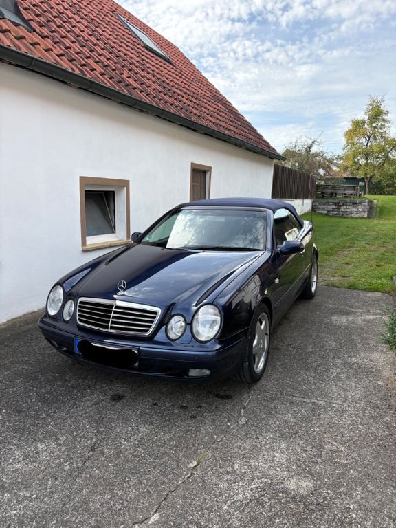 Mercedes-Benz CLK 320 73.000 km 10.490 € Binswangen 86637
