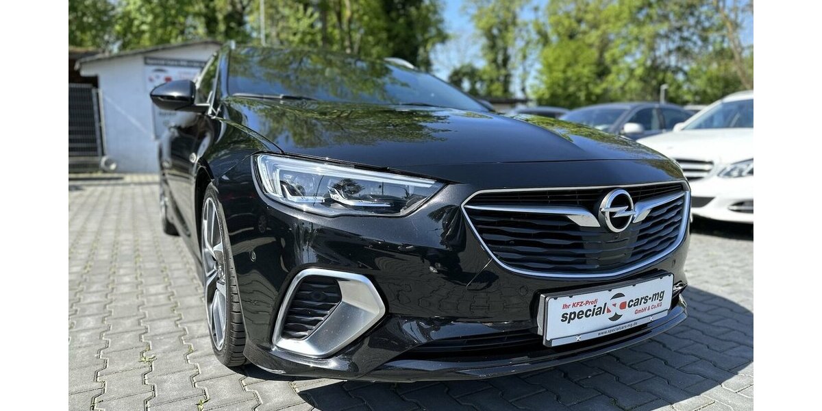 Opel Insignia B Sports Tourer GSi 4x4 / Headup / Pano 140.000 km 12.900 &euro; Mönchengladbach 41066