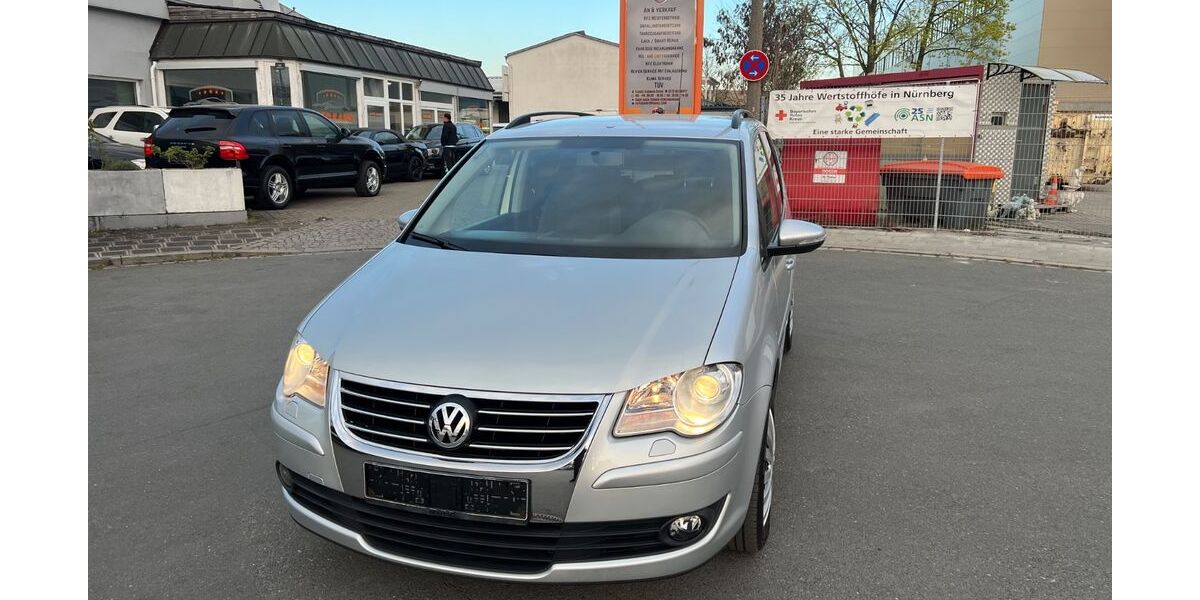 VW Touran 222.000 km 4.950 &euro; Nürnberg 90431