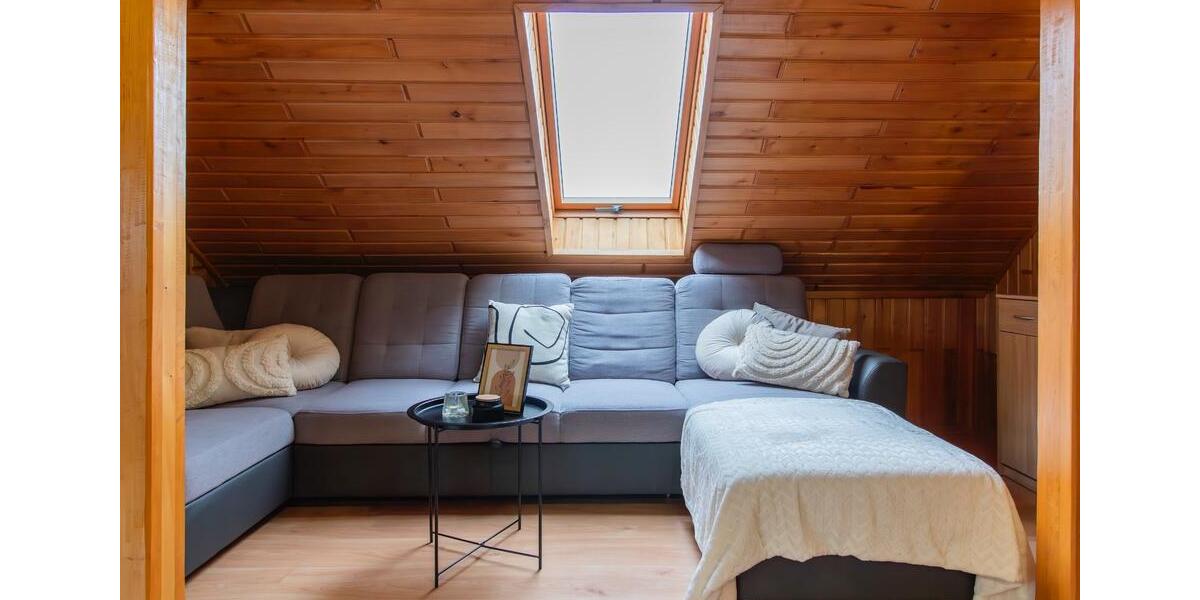 Wygodny dom - sklep, mieszkanie i bazy! 2 zimmer