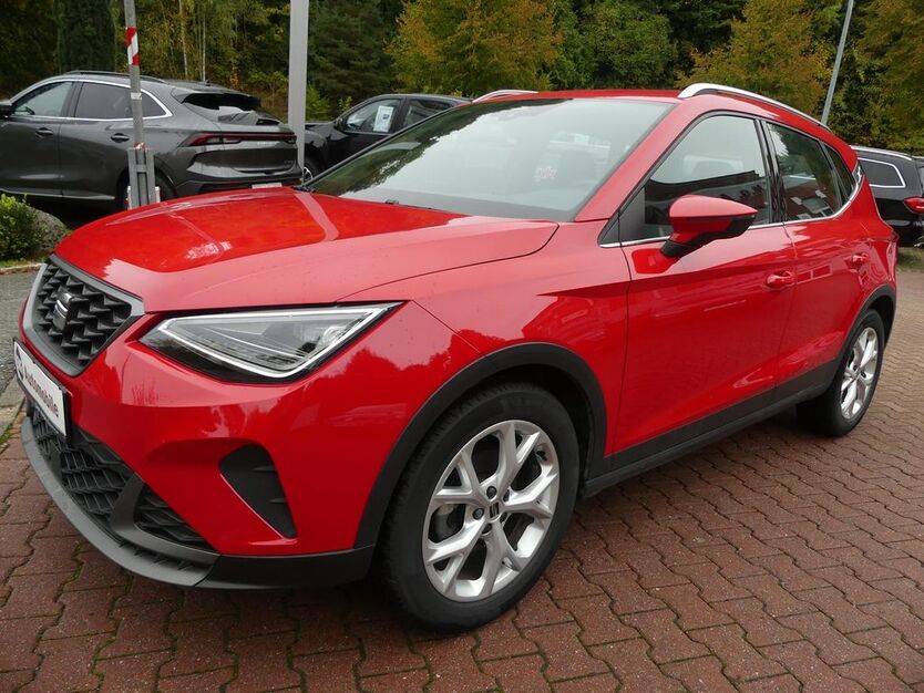 Seat Arona 49.900 km 17.990 € Schneeberg 08289