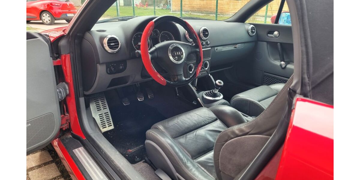 Audi TT 133.000 km 6.300 &euro; Feldkirchen 85622