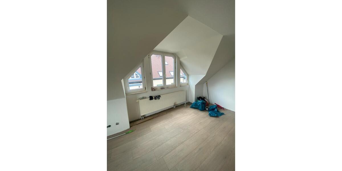 Dachgeschoßwohnung Falkensee - 1 Zimmer, 40 m&sup2;, 135.000&euro; | Angebot:26888829