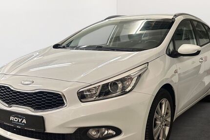 Kia ceed / Ceed 143.000 km 6.990 &euro; Düsseldorf 40477