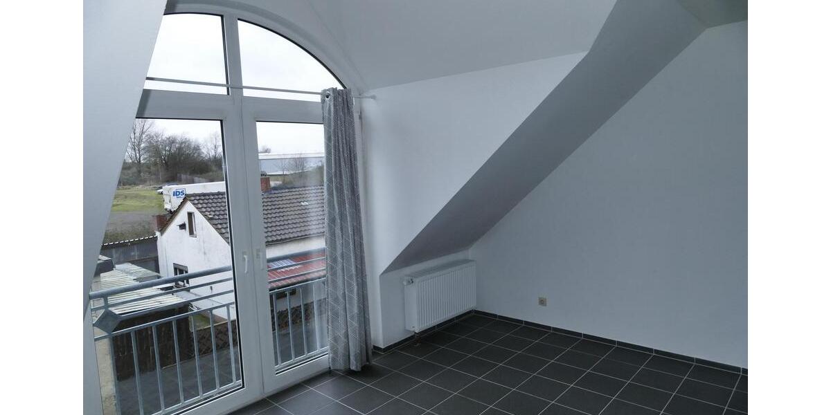 Dachgeschoßwohnung Plaidt - 2 Zimmer, 73 m&sup2;, 690&euro; | Angebot:26398064