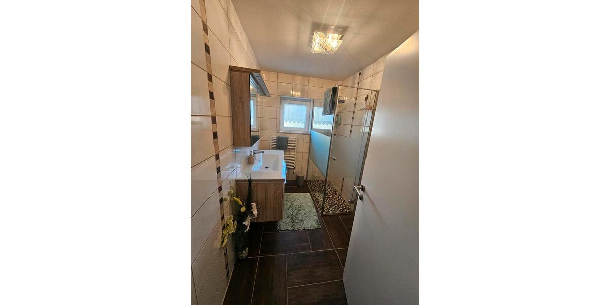 Mehrfamilienhaus, Wohnhaus Neuburg an der Donau - 8 Zimmer, 212 m&sup2;, 890.000&euro; | Angebot:26566222