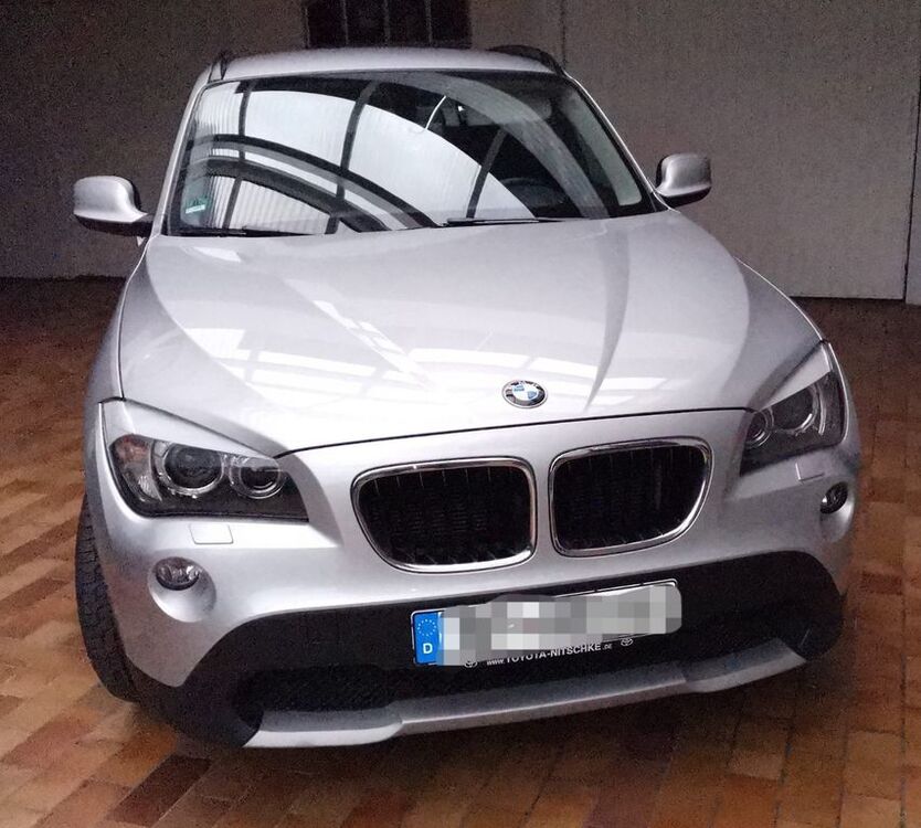 X1