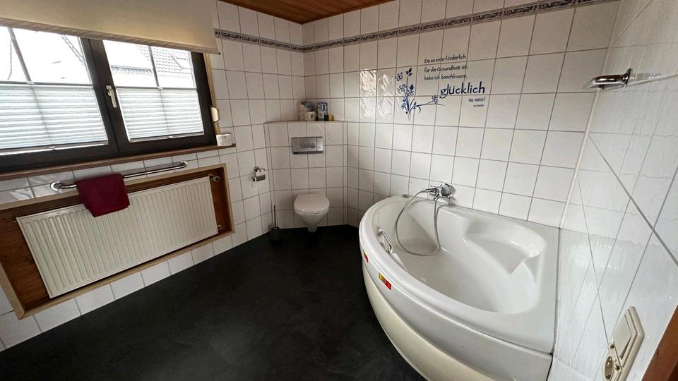 Einfamilienhaus Mörlenbach - 7 Zimmer, 204 m&sup2;, 525.000&euro; | Angebot:25717963