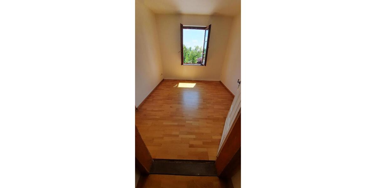 Dachgeschoßwohnung Riedlingen - 6 Zimmer, 104 m&sup2;, 245.000&euro; | Angebot:26646567